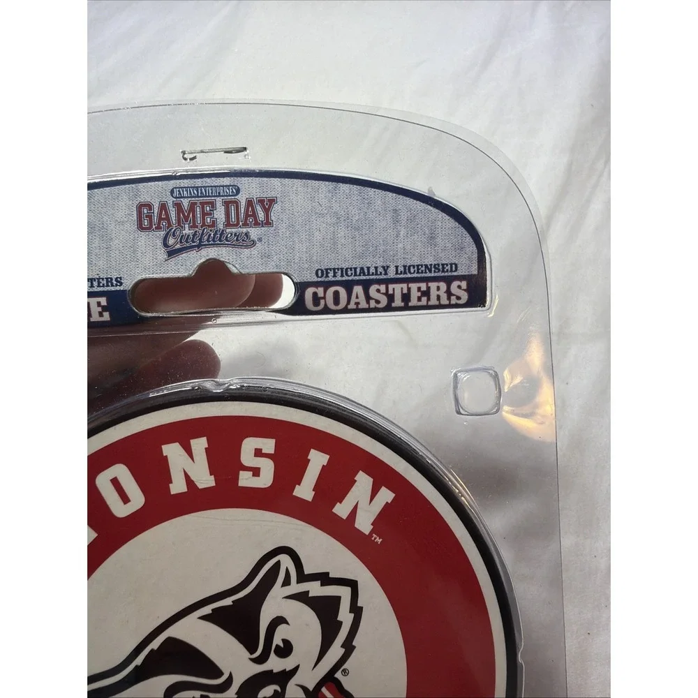 Game Day Outfitters College Coasters Wisconsin Badgers Round Set Of 4